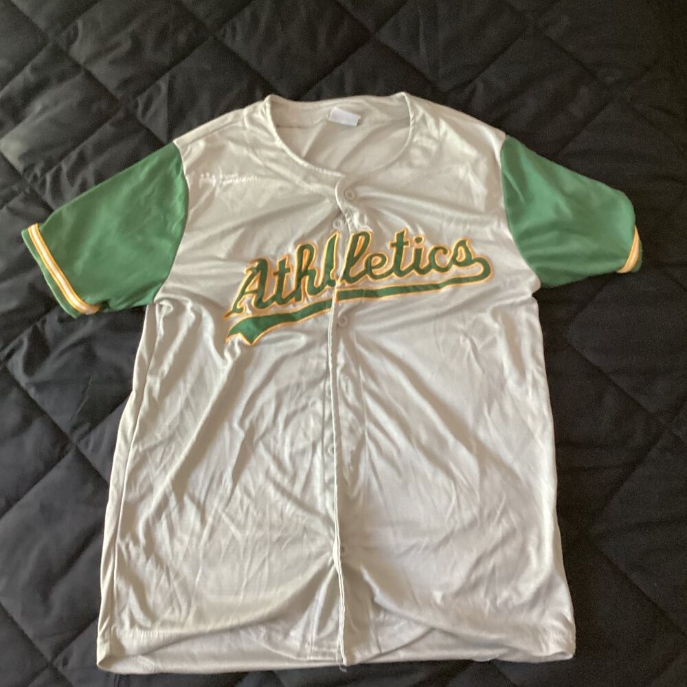 GUC Mens Oakland Athletics Jersey - Size Small